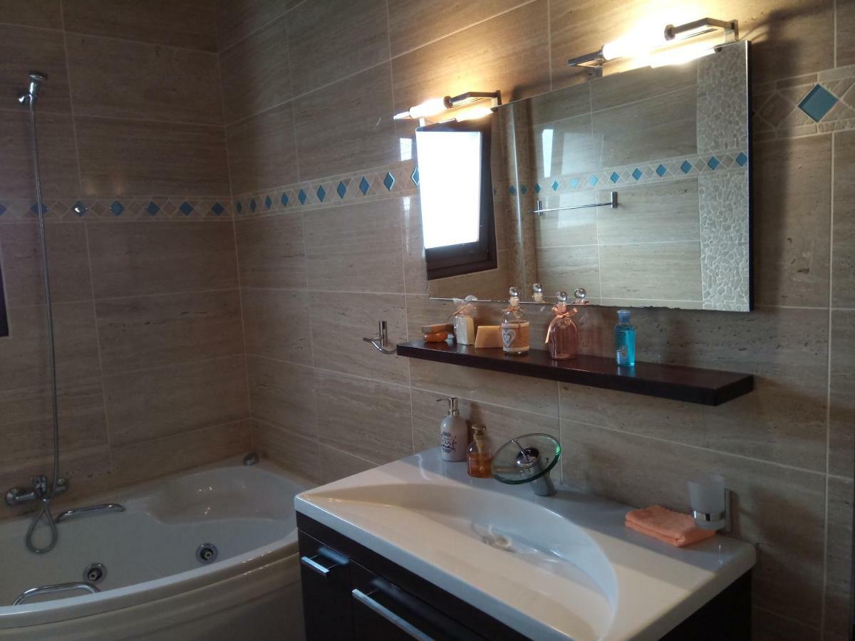 Luxury Villa Thea Volos Buitenkant foto